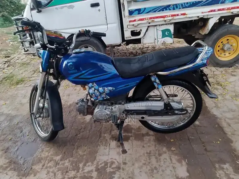 Yamaha Junoon 4-Stroke Motorcycle