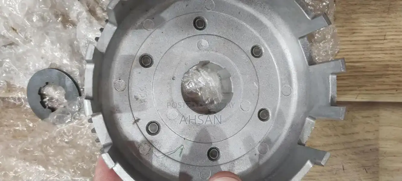 Genuine Honda CG125 Clutch Box Assembly