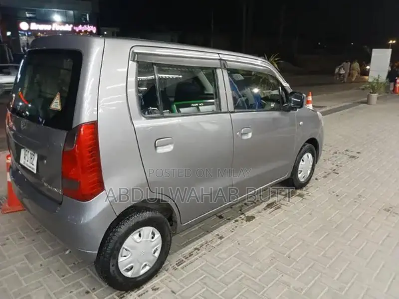 Suzuki WagonR VXL 2017 Hatchback Compact Car