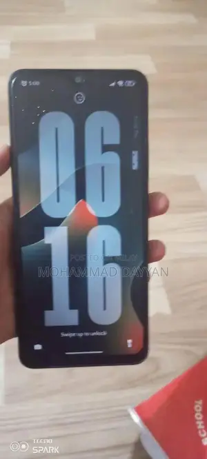 Compact Smartphone with Large Storage Capacity