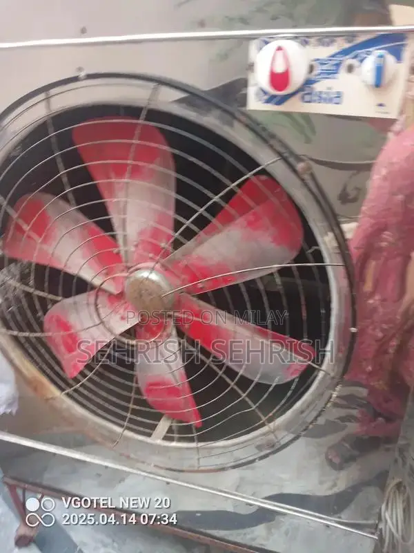 Lahori Portable Cooling Humidifier with Smart Features