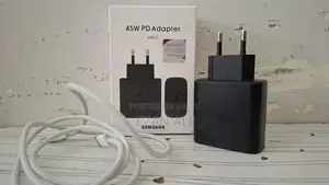 Photo - Samsung 45W Super Fast USB Power Adapter with Cable