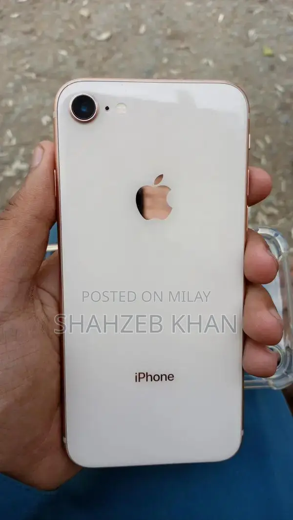 Apple iPhone 8 256GB Golden Smartphone