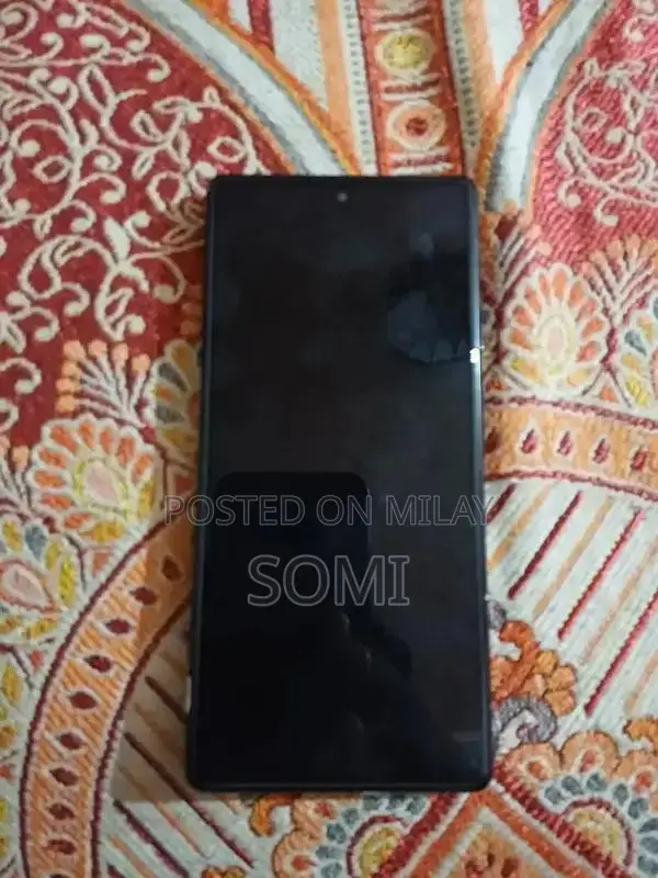 Google Pixel 6 Smartphone 8GB RAM 128GB Storage