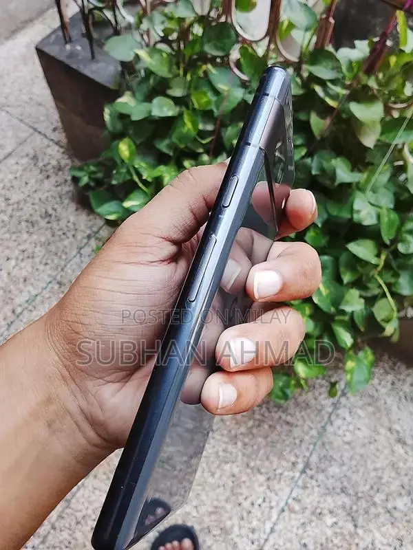 High-Performance Pixel Smartphone 8GB RAM 128GB Storage