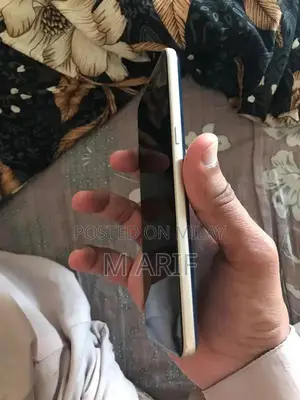 LG V60 ThinQ Smartphone 8GB RAM 128GB Storage