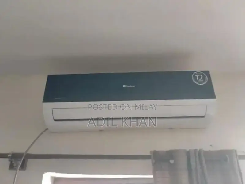 Dawlance 1.5 Ton Inverter Split AC - Energy Efficient Cooling