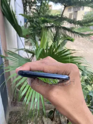 Apple iPhone 7 Plus 128GB Smartphone - High Performance