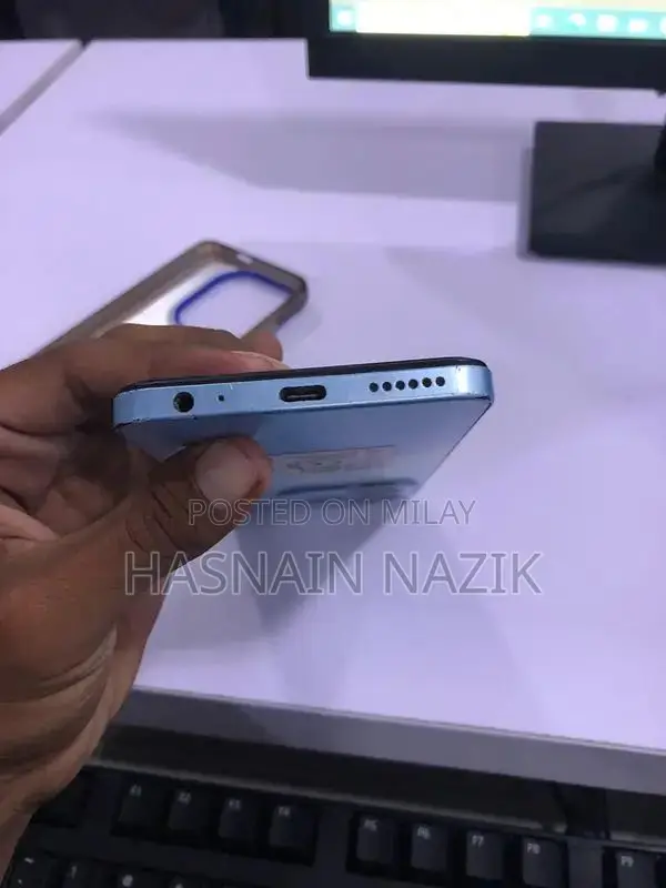 Smart 8 Pro Smartphone - Sleek Design Powerful Performance