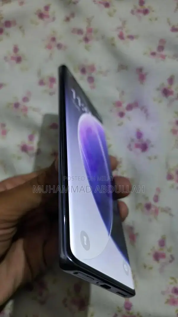 Powerful Smartphone with 8GB RAM and 256GB Storage