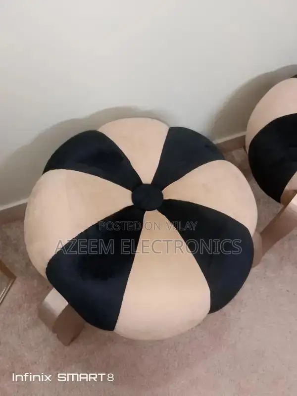 Elegant Velvet Round Stools with Curved Wooden Legs