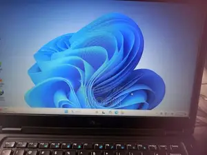 Photo - Dell Latitude High Performance Business Laptop