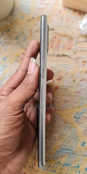 Samsung Galaxy A71 Dual SIM Smartphone