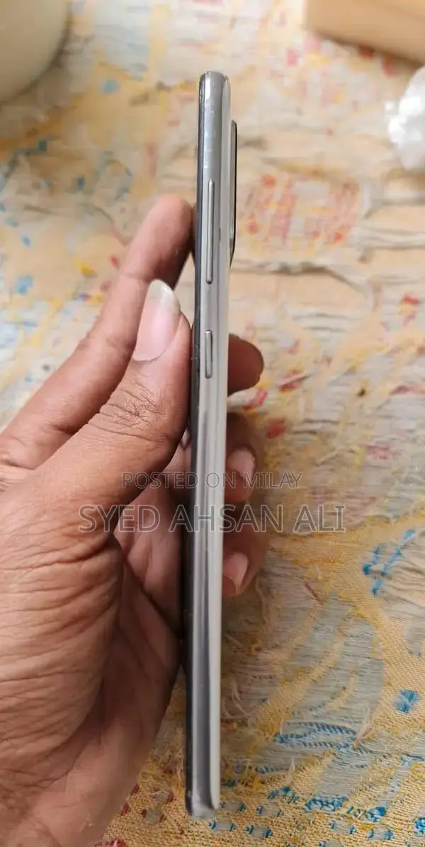 Samsung Galaxy A71 Dual SIM Smartphone