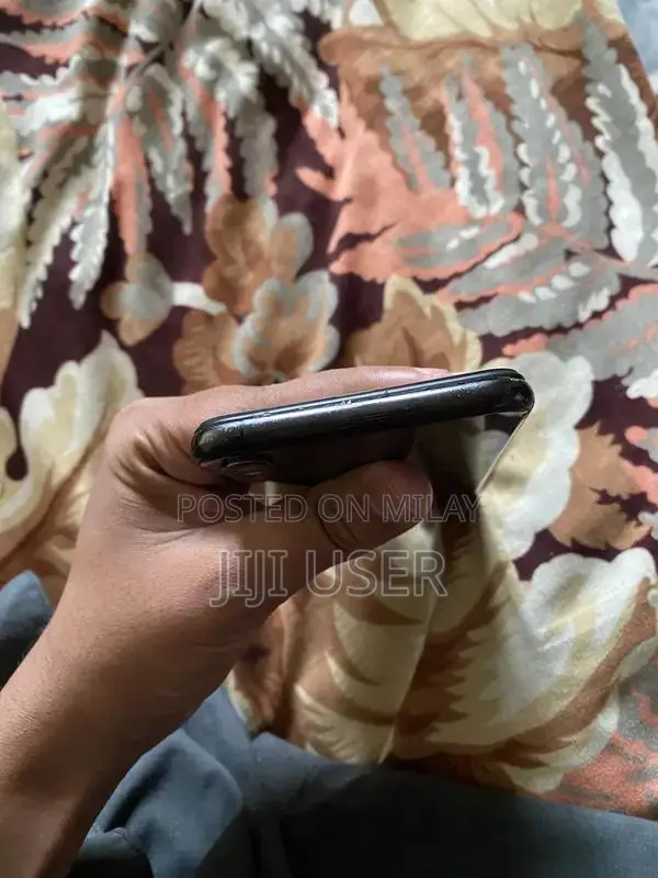 Apple iPhone XS Max 256GB Storage Smartphone