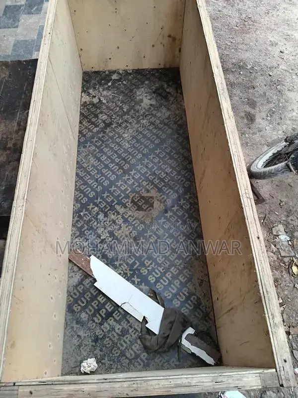 Versatile Wooden Storage Box - Large 6ft Disassemblable Container