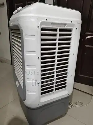 Portable Cooling Humidifier with Multiple Features