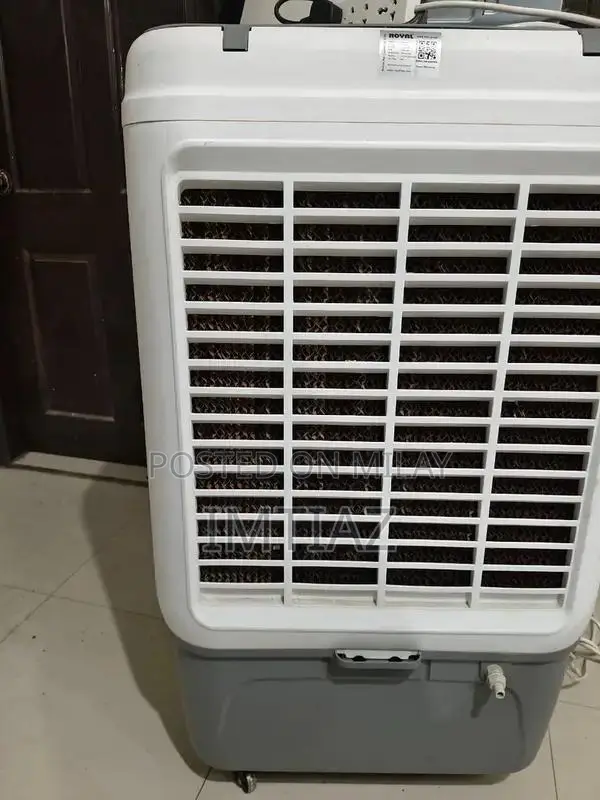 Portable Cooling Humidifier with Multiple Features