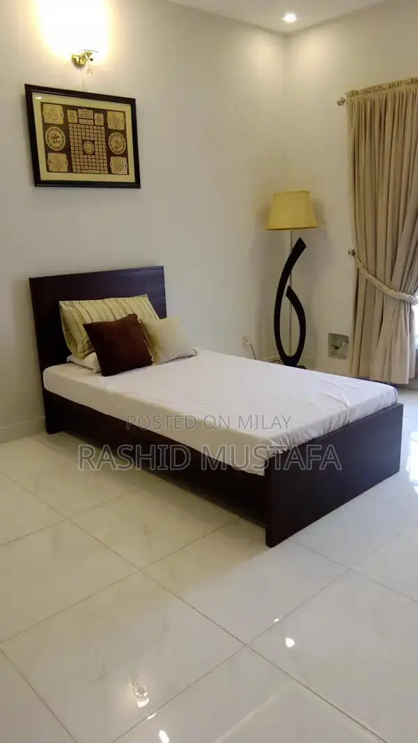 Solid Wood Single Bed Set with Mattress and Dressing Functionality