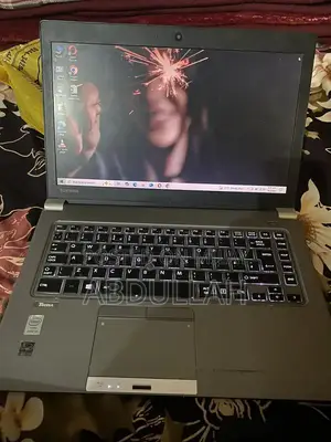 Toshiba Core i3 4th Gen Laptop - Compact Business Performer