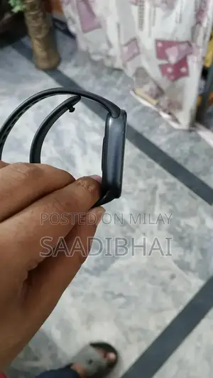 Mi Band 10 Fitness Tracker - Lightly Used Wearable Smart Device