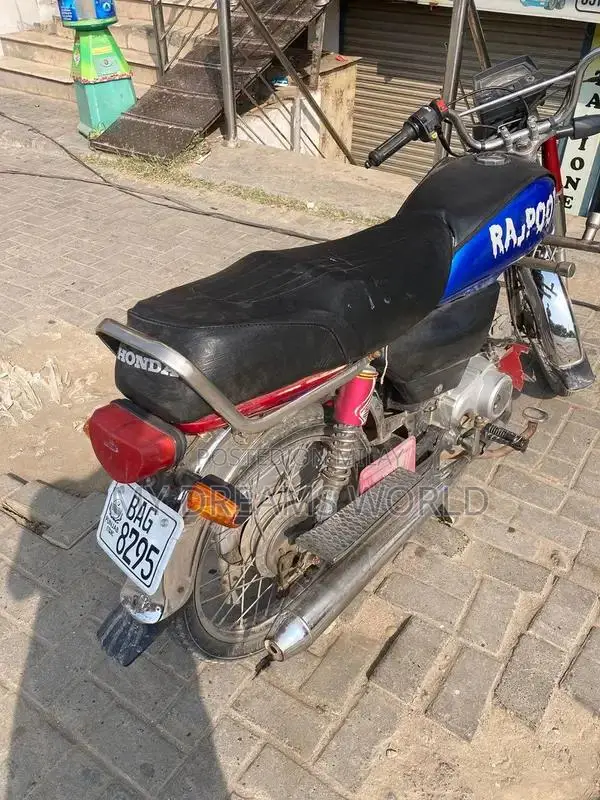 United 70 Vehicle with Clear Documentation