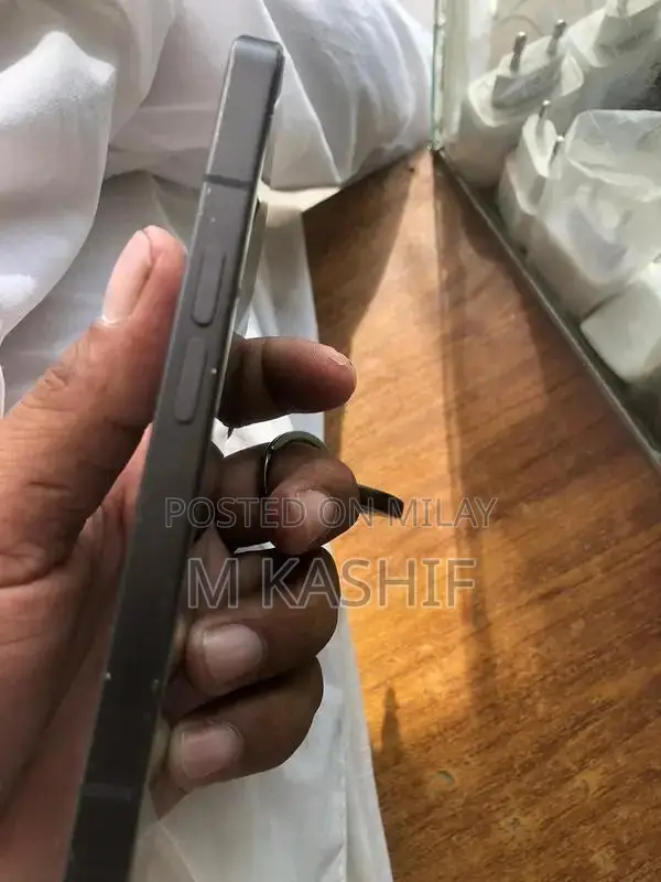 Minimalist Smartphone with Modern Design and High Performance