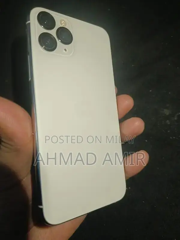 Apple iPhone 11 Pro 256GB Smartphone