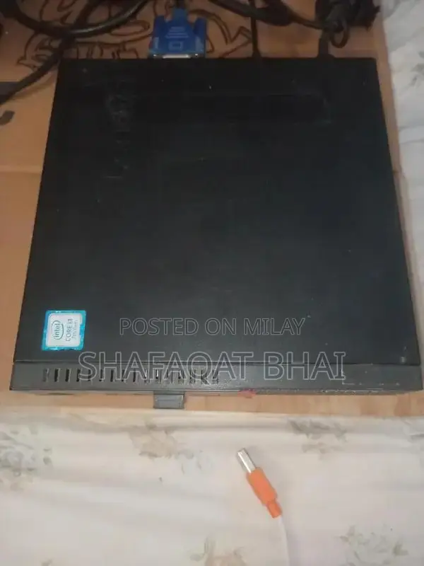 Lenovo ThinkCentre Desktop PC - Core i3 7th Gen