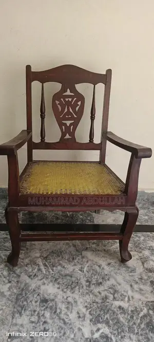 Photo - Solid Wood Dining Chairs - Durable Classic 6-Piece Set