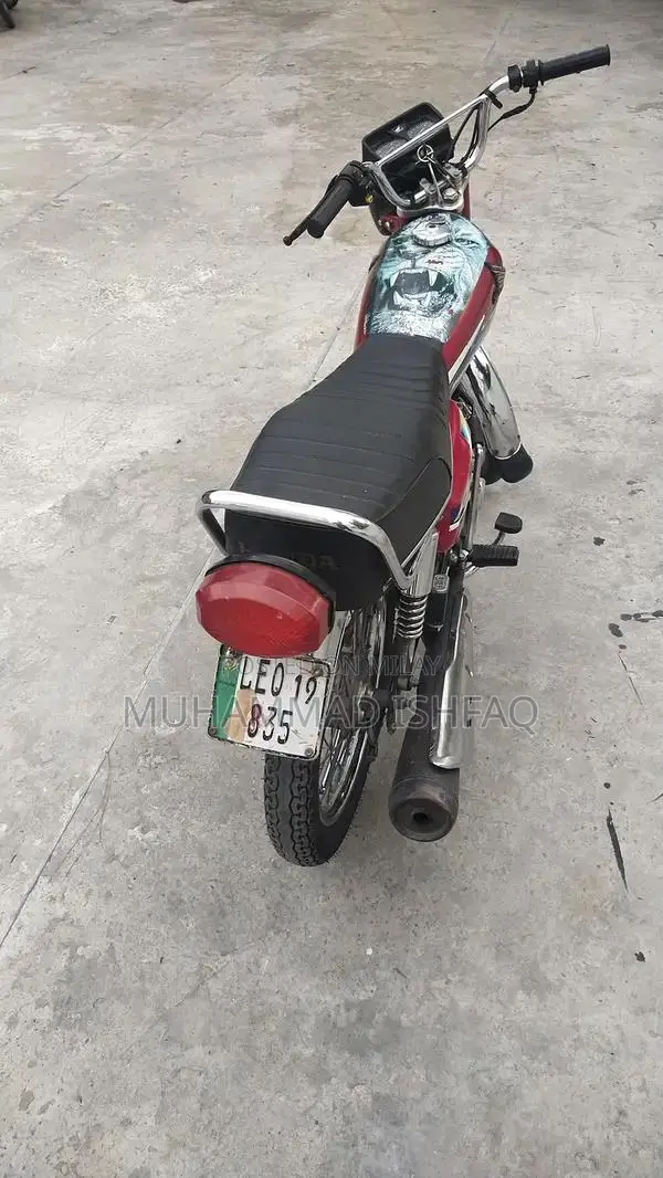 Honda 125 Motorcycle Urgent Sale