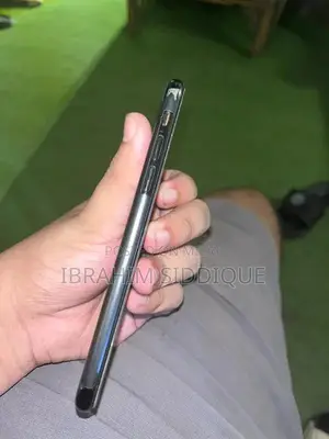 Apple iPhone X 256GB LLA Variant - Excellent Condition