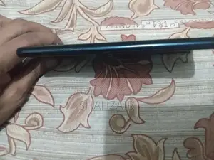 Mid-Range Smartphone with High-Resolution Camera