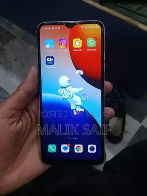 Tecno Compact Smartphone with 6GB Memory