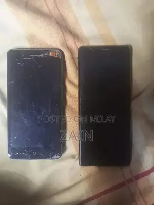 Smartphone with Screen Damage, Functional Condition