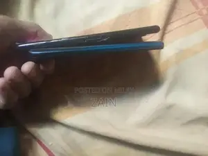 Smartphone with Screen Damage, Functional Condition