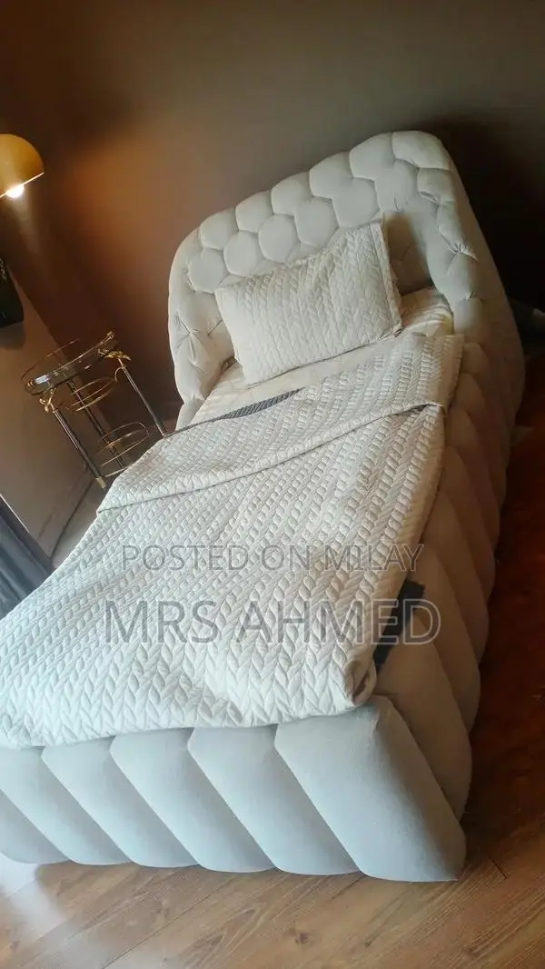 Cream Bubble Bed with Soft Fabric Upholstery