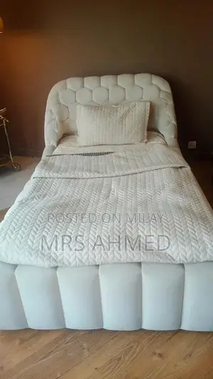 Cream Bubble Bed with Soft Fabric Upholstery