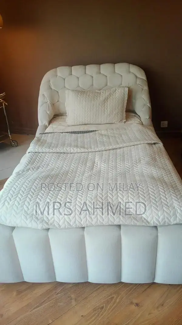 Cream Bubble Bed with Soft Fabric Upholstery