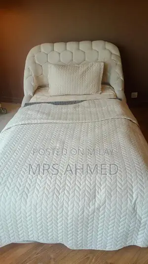 Cream Bubble Bed with Soft Fabric Upholstery