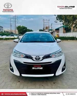 Toyota Yaris Ativ X 1.5 CVT Sedan