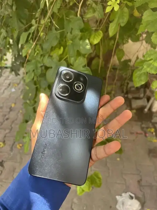 Infinix Hot 40i Smartphone - 8GB RAM, 128GB Storage, 50MP Camera