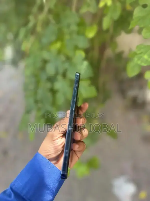 Infinix Hot 40i Smartphone - 8GB RAM, 128GB Storage, 50MP Camera