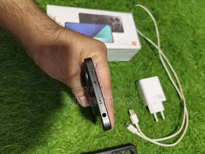 High-Performance Redmi Smartphone with Original Accessories