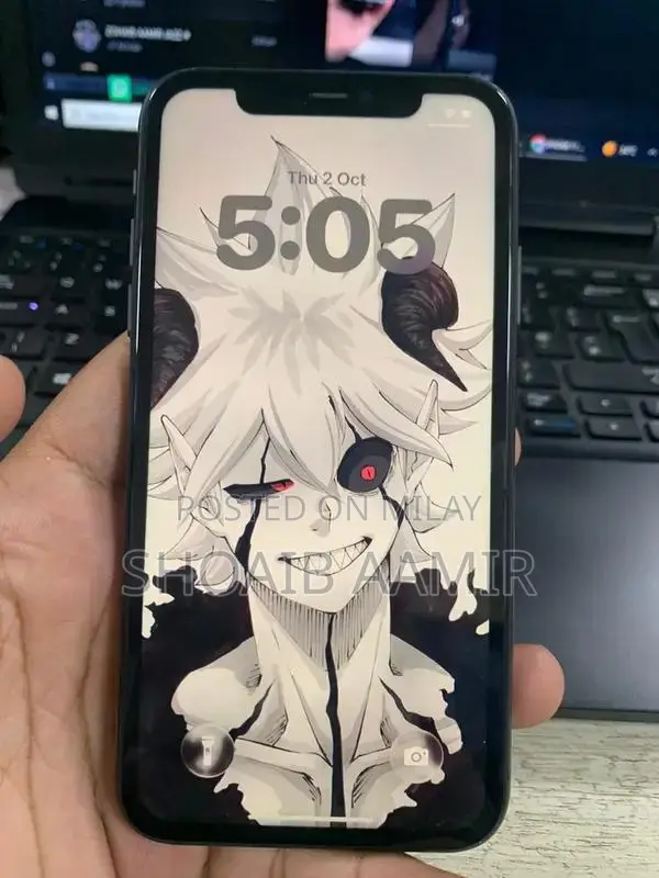 iPhone 11 128GB Used Smartphone with Original Display