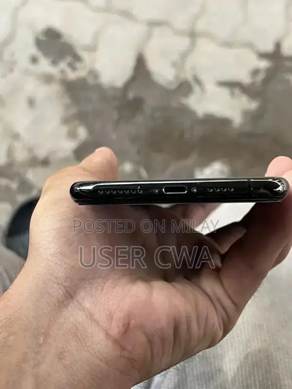 Apple iPhone XS Max 256GB Dual SIM PTA Approved Smartphone