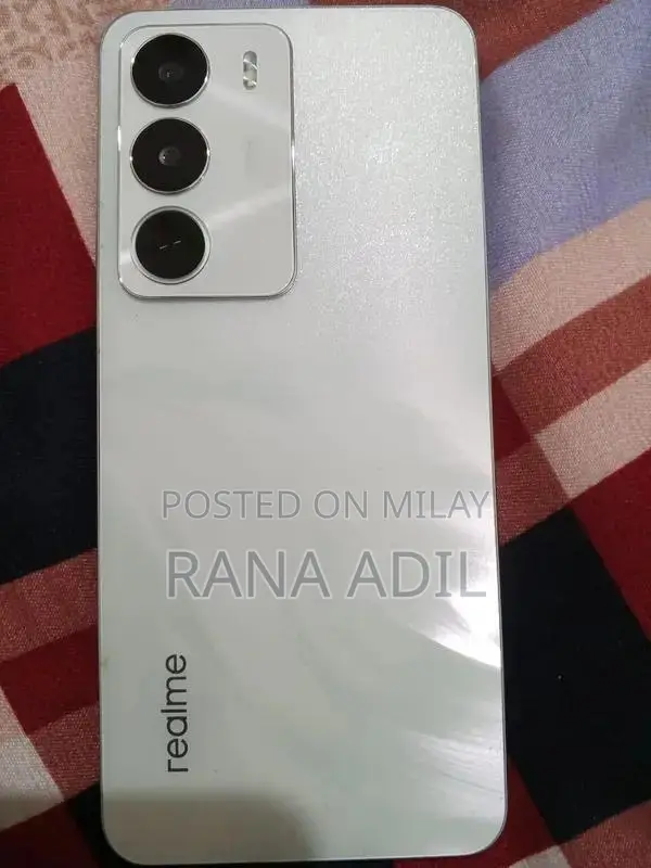 Realme Smartphone 8GB RAM 128GB Storage Excellent Condition