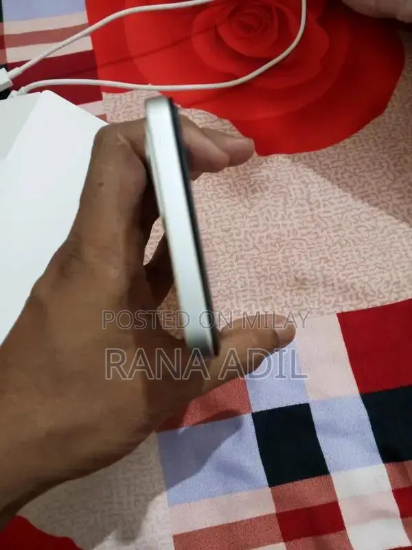 Realme Smartphone 8GB RAM 128GB Storage Excellent Condition