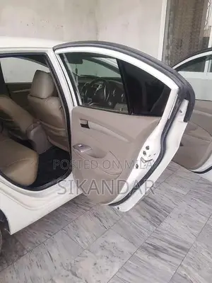 Honda City Sedan 2014 - Compact Reliable Urban Vehicle