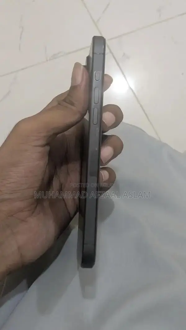 Apple iPhone 15 Pro Max - 256GB Premium Smartphone